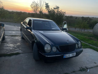 Mercedes E-Class