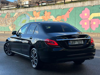 Mercedes C-Class foto 5