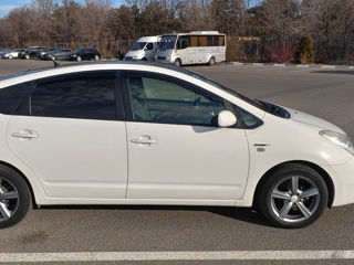 Toyota Prius foto 6