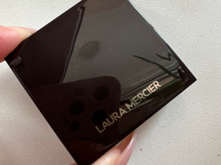 Laura mercier cake liner foto 2