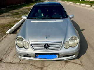 Mercedes C-Class Coupe, 2001 г.