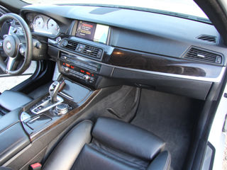 BMW 5 Series foto 11