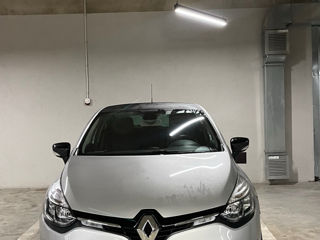 Renault Clio foto 6