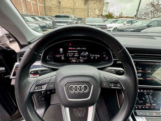 Audi Q8 foto 12