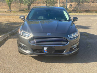 Ford Fusion foto 1