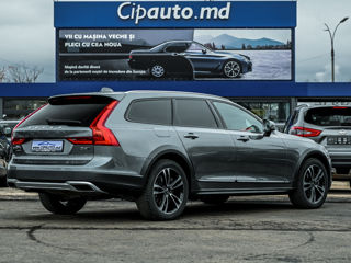 Volvo V90 Cross Country foto 2