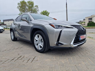 Lexus UX foto 1