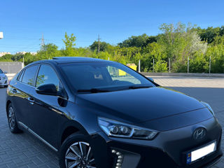 Hyundai IONIQ foto 2