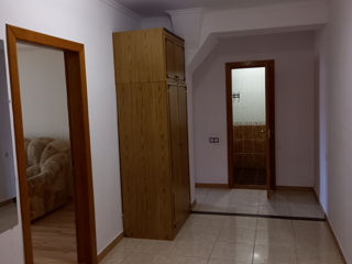 Apartament cu 2 camere, 58 m², Centru, Chișinău foto 5