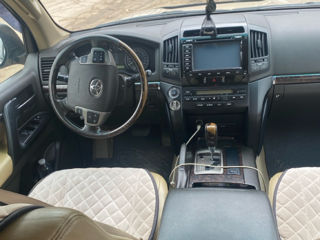 Toyota Land Cruiser foto 3