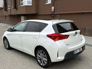 Toyota Auris foto 2