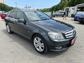 Mercedes C-Class foto 5