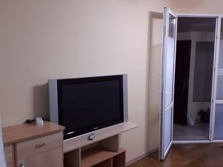 Apartament cu 2 camere, 75 m², Centru, Chișinău foto 4