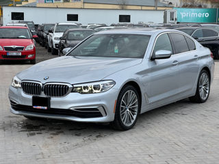 BMW 5 Series foto 1