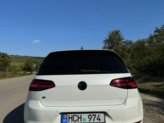 Volkswagen Golf foto 7