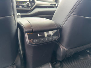 Toyota Highlander foto 18