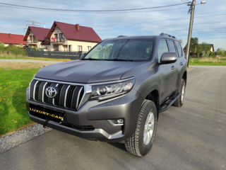 Toyota Land Cruiser Prado foto 2