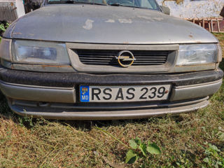 Разбераю Opel Vectra A foto 8