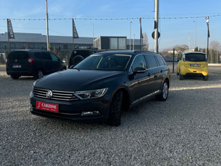 Volkswagen Passat foto 2