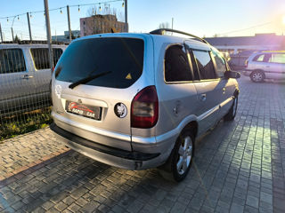 Opel Zafira foto 7