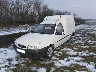 Ford Courier foto 4