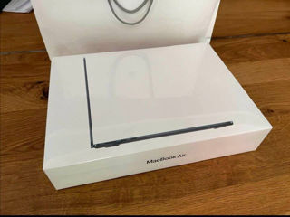 MacBook Air (2022) Nou M2 / 8GB DDR4 / 256GB SSD foto 2