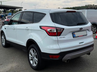 Ford Kuga foto 6