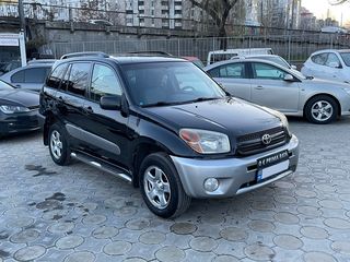 Toyota Rav 4 foto 2