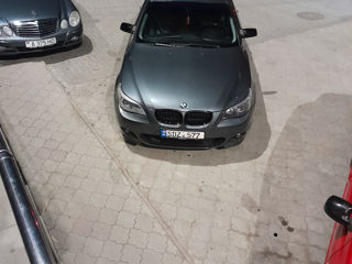 BMW 5 Series foto 8