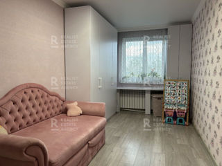 Apartament cu 3 camere, 59 m², 9 cartier, Bălți foto 6