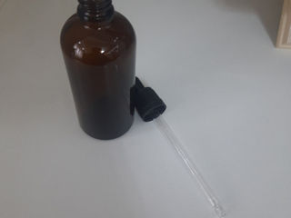 Sticlute cu pipetca la 100 ml. foto 2