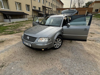 Volkswagen Passat foto 8