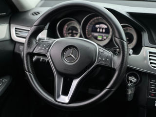 Mercedes E-Class foto 12