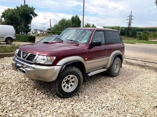 Nissan Patrol foto 3