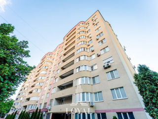 Apartament cu 2 camere, 80 m², Botanica, Chișinău foto 1