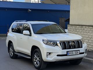 Toyota Land Cruiser Prado foto 1