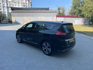 Renault Grand Scenic foto 2