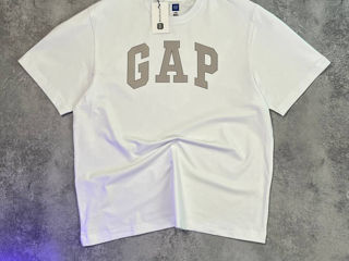 Tricou GAP foto 0