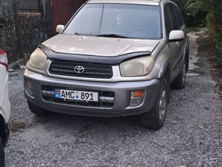 Toyota Rav 4 foto 1