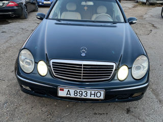 Mercedes E-Class foto 5