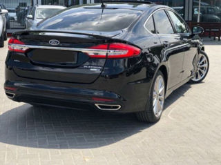 Ford Fusion foto 3