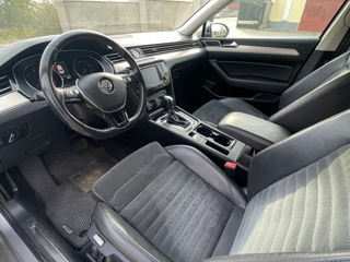 Volkswagen Passat foto 8