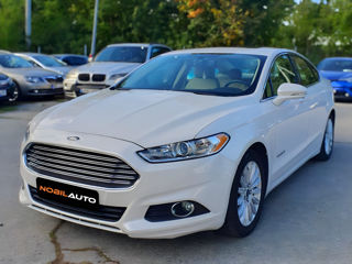 Ford Fusion foto 2