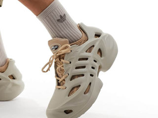 Adidas foto 1