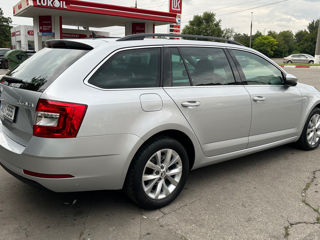 Skoda Octavia foto 3