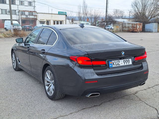 BMW 5 Series foto 3