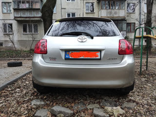 Toyota Auris foto 2