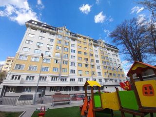 3-х комнатная квартира, 90 м², Скулянка, Кишинёв