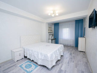 Apartament cu 2 camere, 73 m², Buiucani, Chișinău foto 1