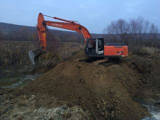 Oferim servicii de excavare 8 lei/m3 Chisinau foto 7
